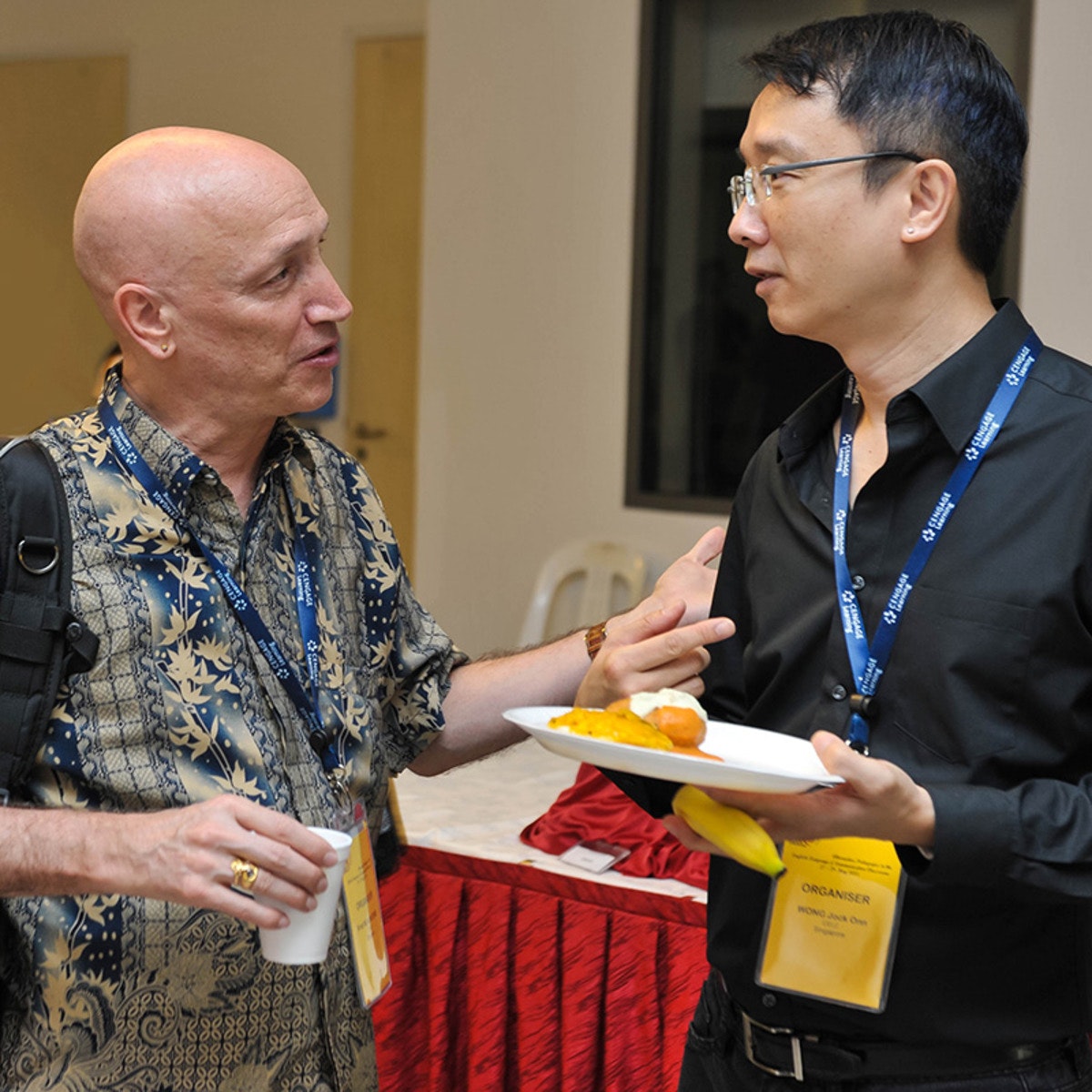 Establishing a Professional aSelf' through Effective Intercultural Communication