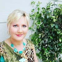 April Dianne Travis Image