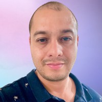 Carlos Pineda Image