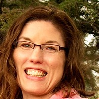 Deanna Russell Image