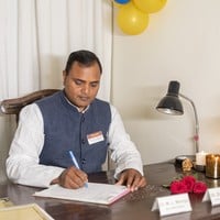 Dr Maurya Image