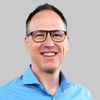 Mark Garrett Hayes Image
