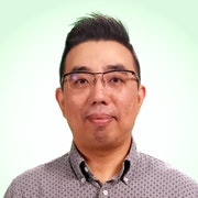 Python and Statistics for Financial Analysis