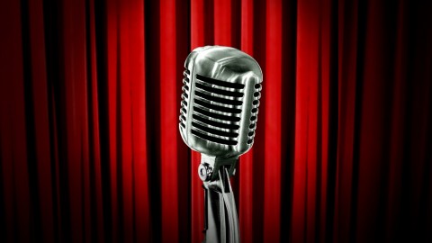 Podcast: The top 8 ways to monetize by Podcasting