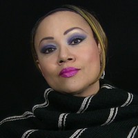 Dr. Bev Knox
