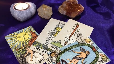 Intuitive Tarot: The Complete Tarot Card Reading Masterclass